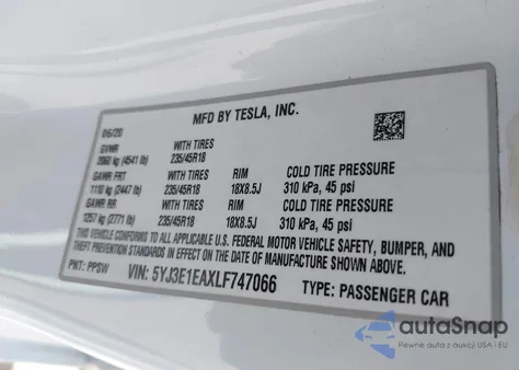 2020 Tesla Model 3 Standard Range Plus Rear-Wheel Drive/Standard Range Rear-Wheel Drive z USA, uszkodzony, nr VIN 5YJ3E1EAXLF747066